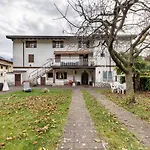 Casa Luisa Garda アパート トレモージネ