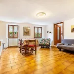 Casa Luisa Garda アパート トレモージネ