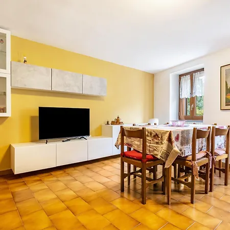 Casa Luisa Garda トレモージネ